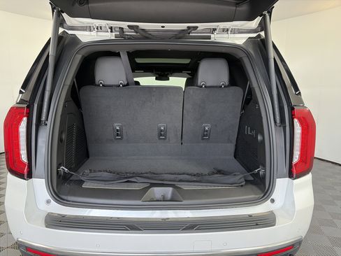 Used 2023 GMC Yukon Denali image 15