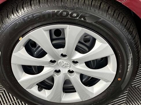 Used 2026 Toyota Corolla LE image 28