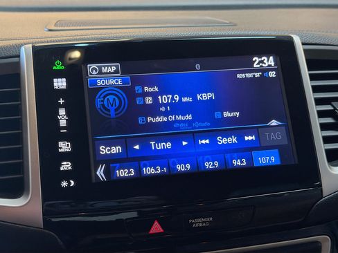 Used 2016 Honda Pilot Elite image 21