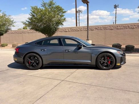 Used 2022 Audi e-tron GT Prestige w/ Prestige Package AWD/4WD image 5