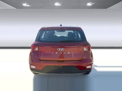 Used 2024 Hyundai Venue SE image 10