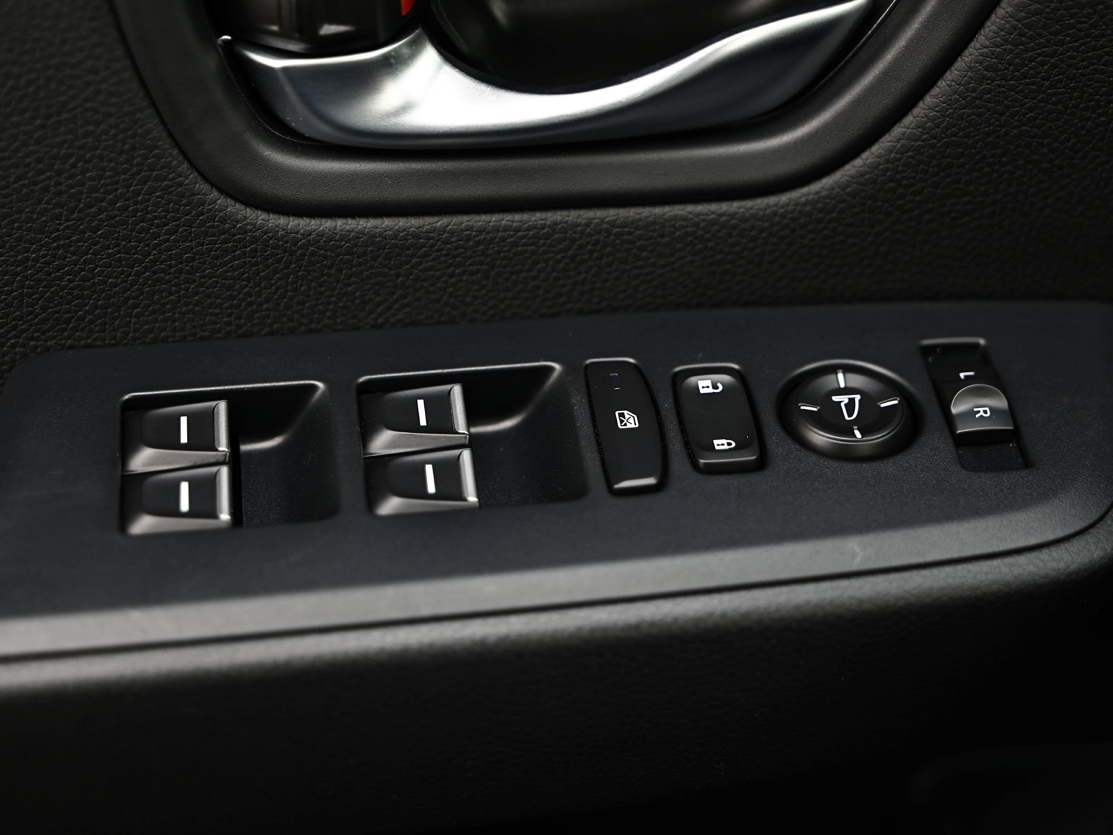 Certified 2026 Honda Pilot Sport image 17