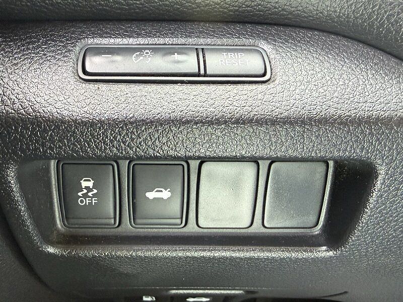 Used 2015 Nissan Altima 2.5 S w/ Power Driver Seat Package FWD image 18