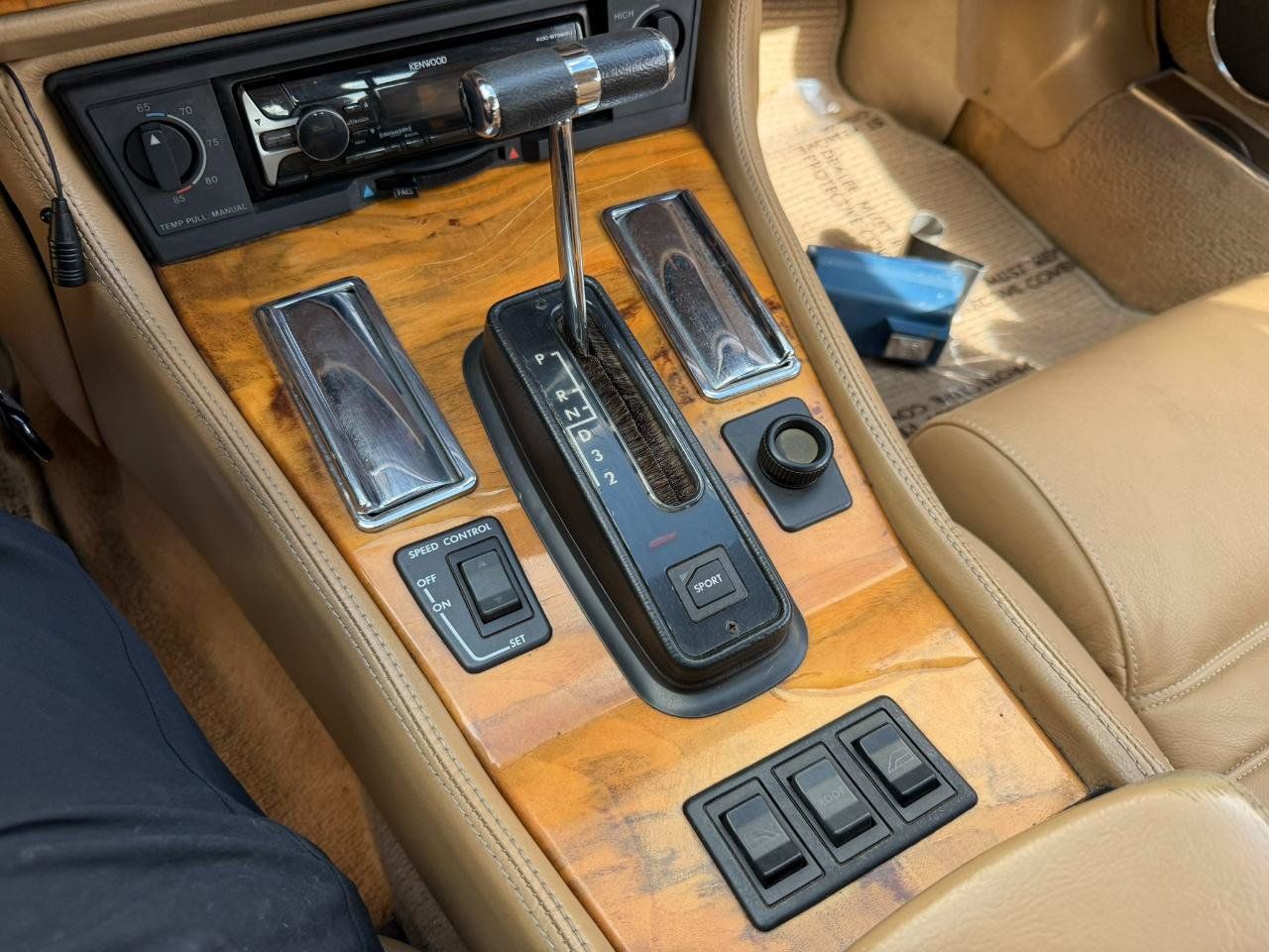 Used 1993 Jaguar XJS 4.0 Convertible RWD image 36