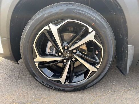 Used 2023 Chevrolet TrailBlazer RS FWD image 32