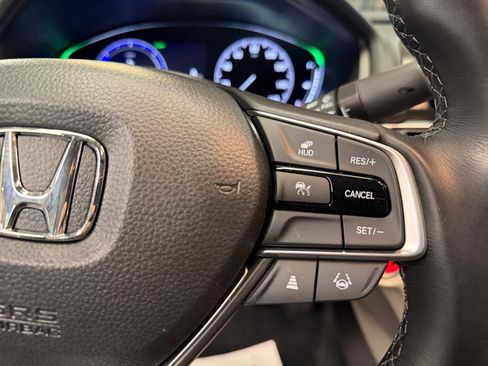 Used 2022 Honda Accord Touring image 23