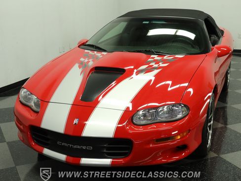 Used 2002 Chevrolet Camaro Z28 RWD image 17