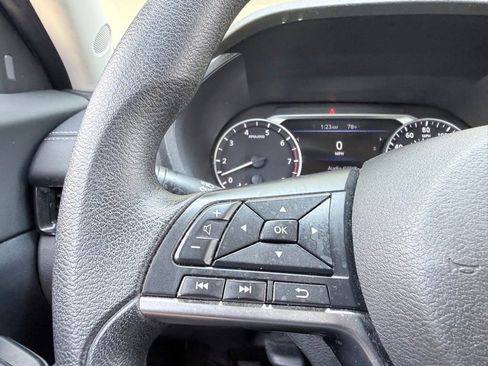 Used 2023 Nissan Sentra SV image 11