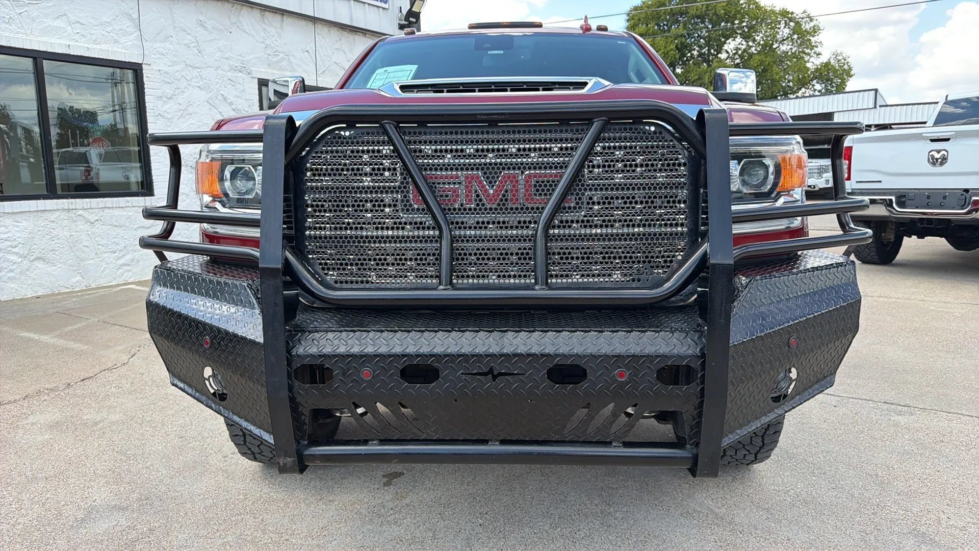 Used 2019 GMC Sierra 3500 Denali w/ Duramax Plus Package AWD/4WD image 5