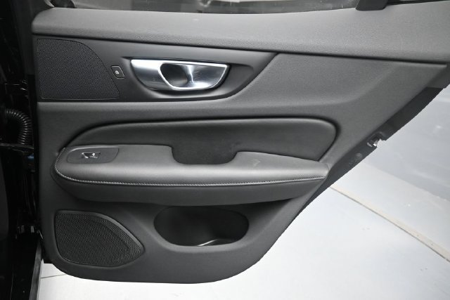 Used 2023 Volvo S60 B5 Plus FWD image 25