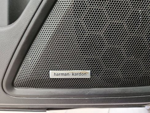 Used 2020 Subaru Outback Limited image 12