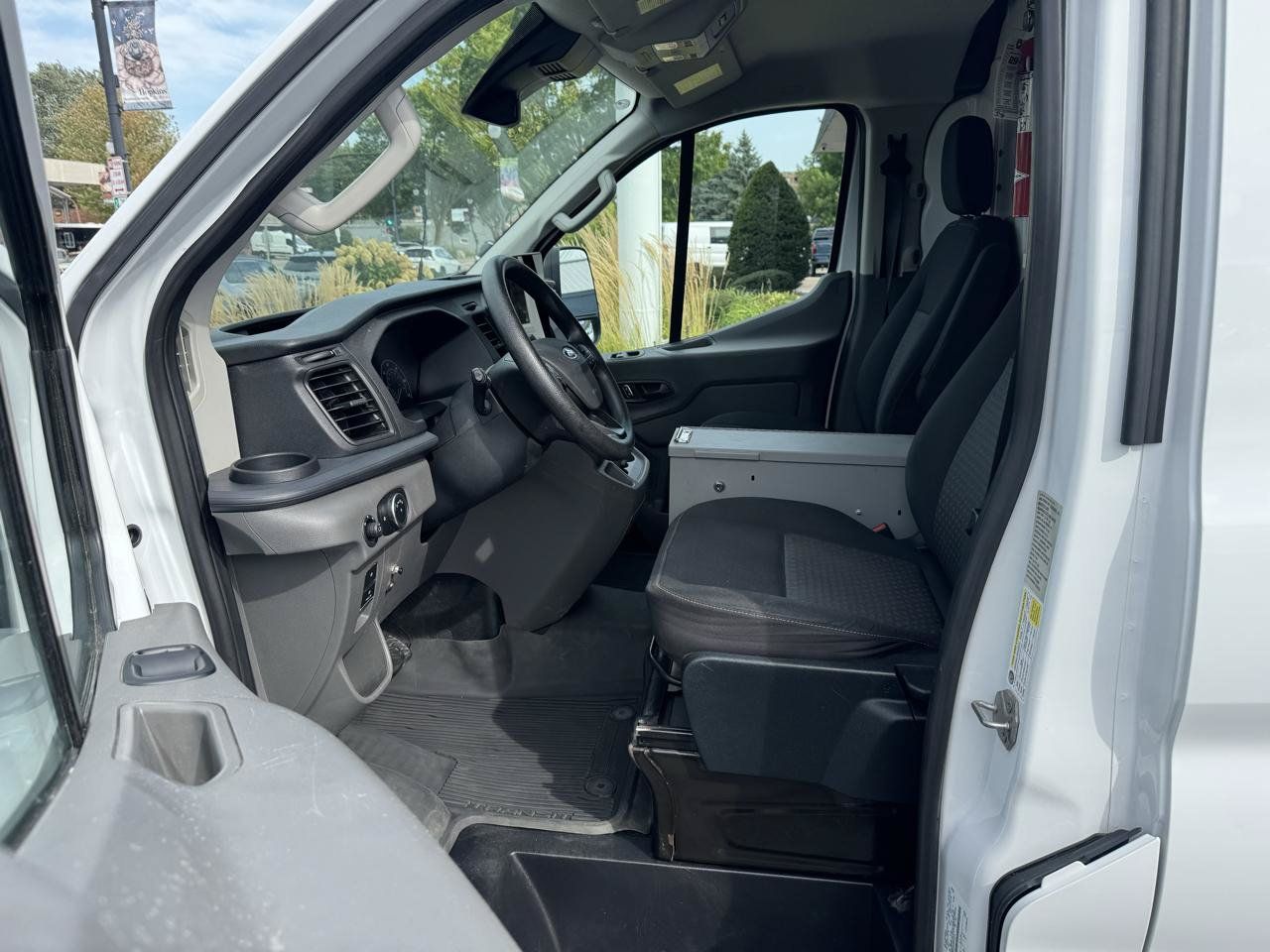 Used 2023 Ford Transit 250 Low Roof AWD image 19