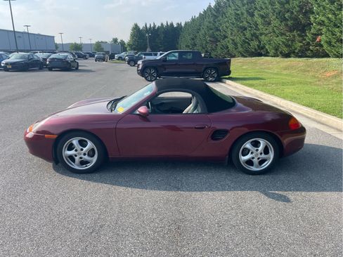 Used 1997 Porsche Boxster RWD image 10