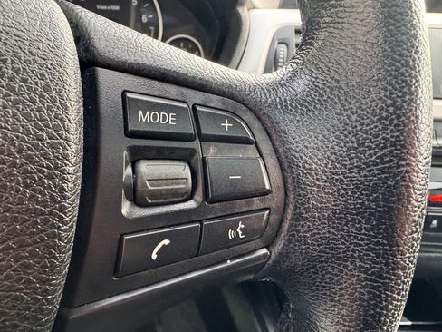 Used 2015 BMW 320i Sedan image 33