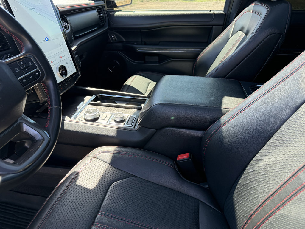 Used 2024 Ford Expedition Limited AWD/4WD image 25