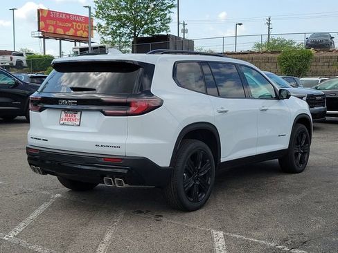 New 2026 GMC Acadia Elevation image 33