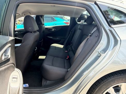Certified 2024 Chevrolet Malibu LT FWD image 11