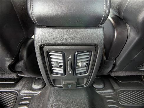 Used 2024 Dodge Durango AWD w/ Technology Group image 14