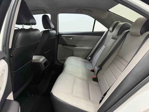 Used 2017 Toyota Camry SE FWD image 15