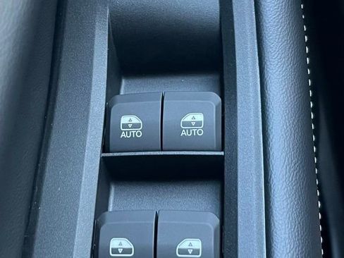 New 2025 Jeep Grand Cherokee L Limited w/ Trailer Tow Package image 6