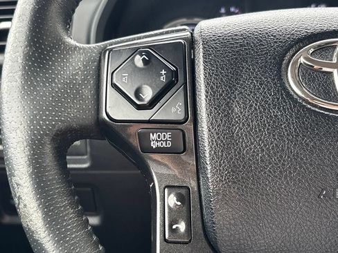 Used 2021 Toyota 4Runner TRD Off-Road Premium w/ Moonroof Package AWD/4WD image 22