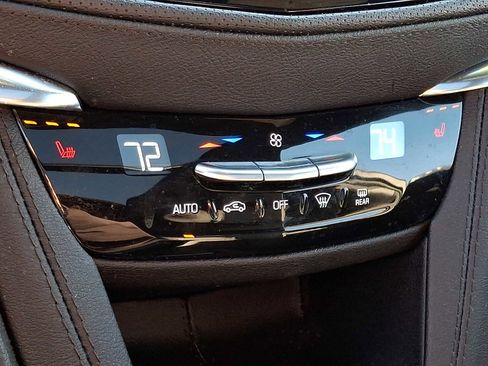 Used 2023 Cadillac XT5 Sportv image 16