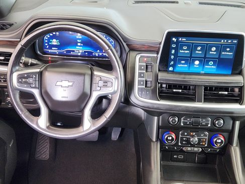 Used 2022 Chevrolet Tahoe LT w/ Luxury Package RWD image 29