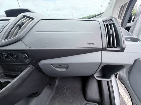 Used 2018 Ford Transit 250 148 Low Roof RWD image 20