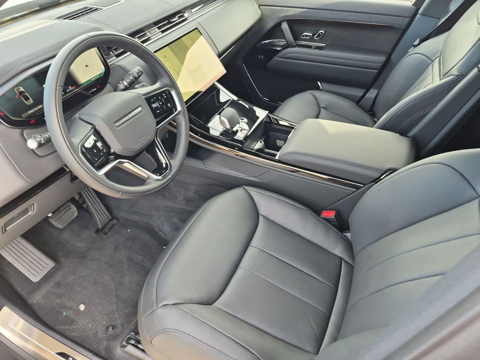 New 2027 Land Rover Range Rover Sport SE AWD/4WD image 2