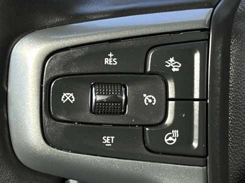 Used 2024 Chevrolet Silverado 1500 LT image 12