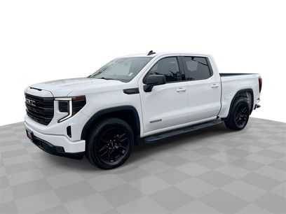 Used 2022 GMC Sierra 1500 Elevation w/ LPO, Elevation Black Package
