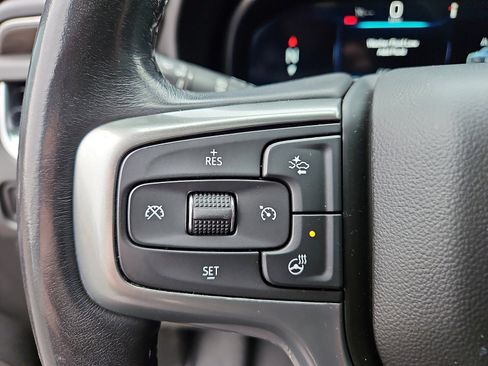 Used 2022 Chevrolet Tahoe Z71 w/ Z71 Off-Road Package image 18