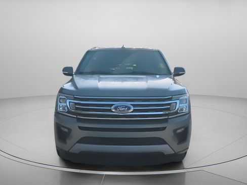 Certified 2019 Ford Expedition XLT w/ Equipment Group 202A RWD image 5