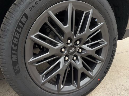 New 2026 Ford Expedition Platinum w/ Stealth Appearance Package image 9