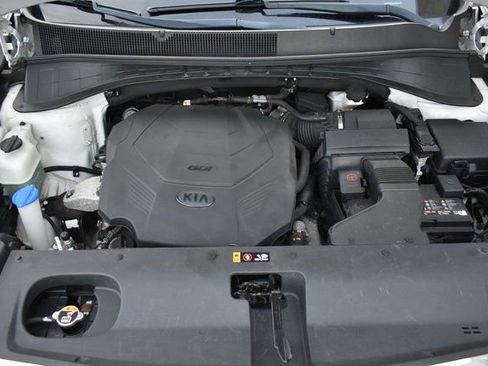 Used 2020 Kia Sorento AWD V6 image 45