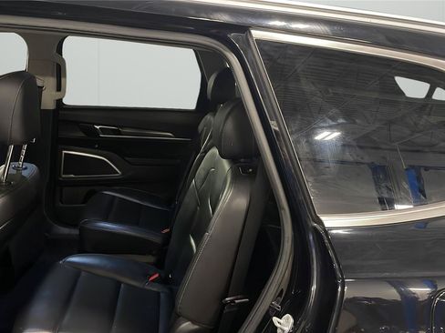 Used 2020 Kia Telluride S FWD image 11