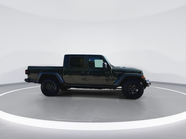 Used 2021 Jeep Gladiator Sport AWD/4WD image 9