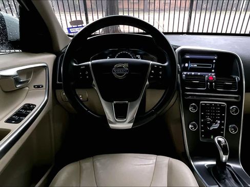 Used 2015 Volvo XC60 T5 Premier Plus FWD image 5