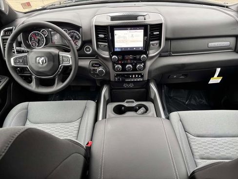 New 2026 RAM 1500 Big Horn AWD/4WD image 3