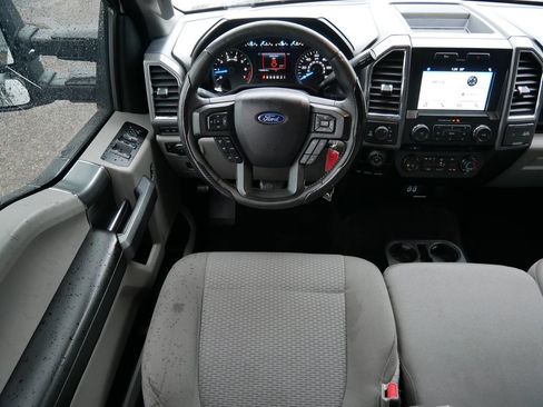 Used 2016 Ford F150 XLT w/ Equipment Group 302A Luxury AWD/4WD image 13