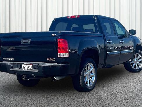 Used 2013 GMC Sierra 1500 Denali AWD/4WD image 25