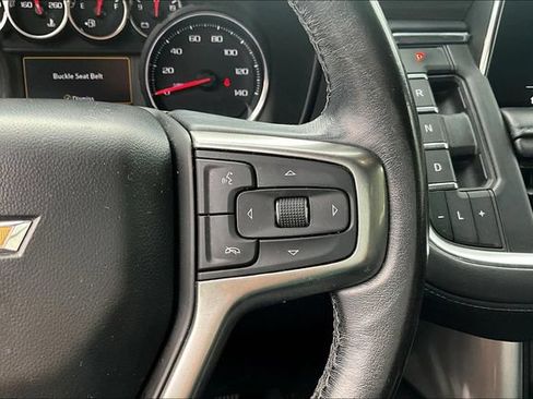 Used 2021 Chevrolet Suburban LT w/ LT Signature Package AWD/4WD image 12