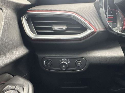 Used 2023 Chevrolet TrailBlazer RS w/ Convenience Package image 17