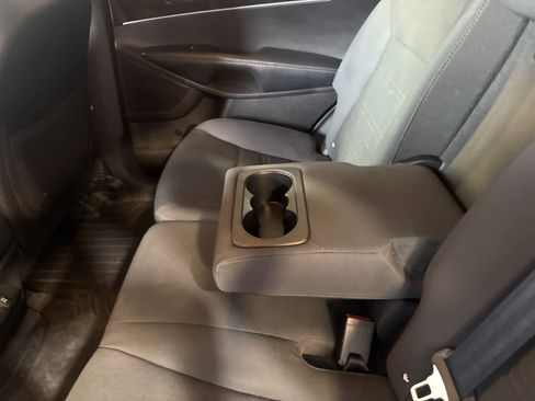 Used 2017 Kia Sorento LX image 14