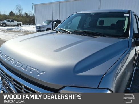 Used 2024 Ford F250 XLT w/ FX4 Off-Road Package image 6