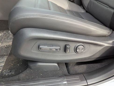 New 2026 Honda CR-V EX-L image 11