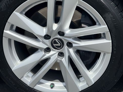Used 2023 Lexus IS 300 w/ Comfort Package RWD image 8