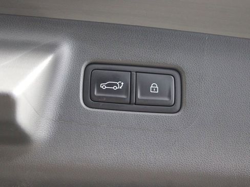 Used 2025 Hyundai Santa Fe Limited image 49