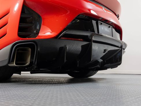 Used 2023 Ferrari 812 Competizione RWD image 8