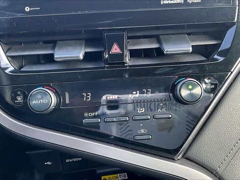 Used 2022 Toyota Camry XSE image 34